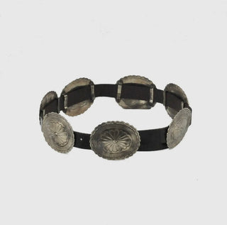 Sissy oval concho belt - black