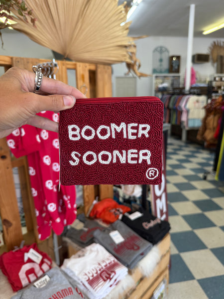 Boomer sooner beaded pouch